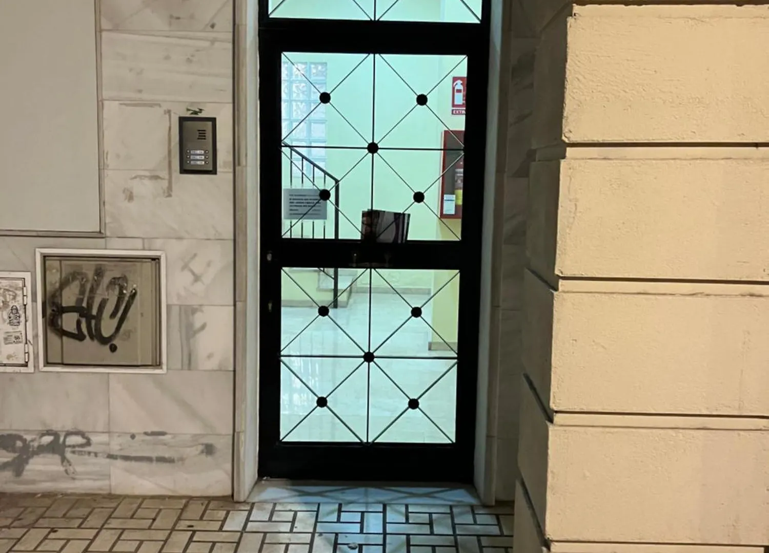 Malaga Victoria Apartment 0*,